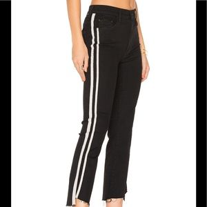 MOTHER Denim Insider Crop Denim in Guilty Racer